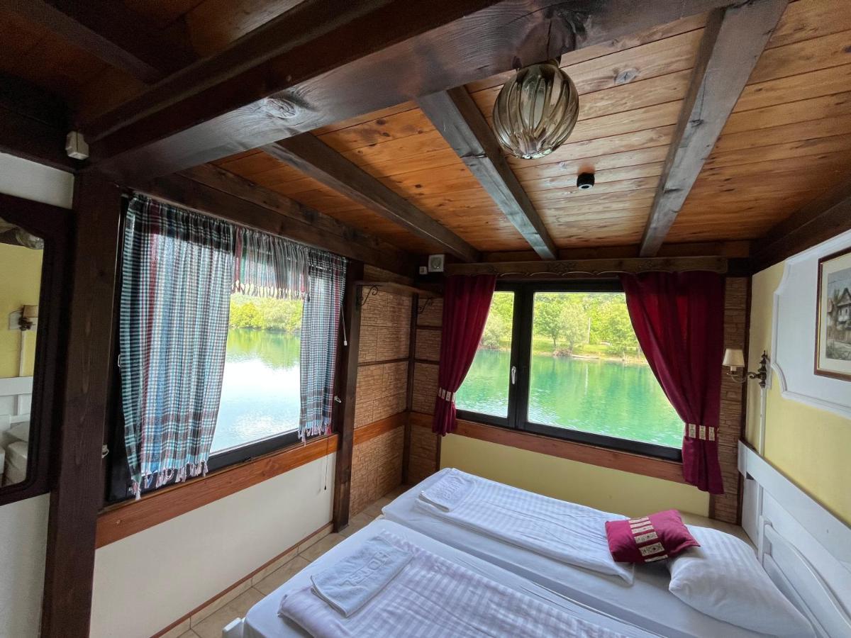 Rooms And Apartments Neron Bihac Lohovo Екстер'єр фото