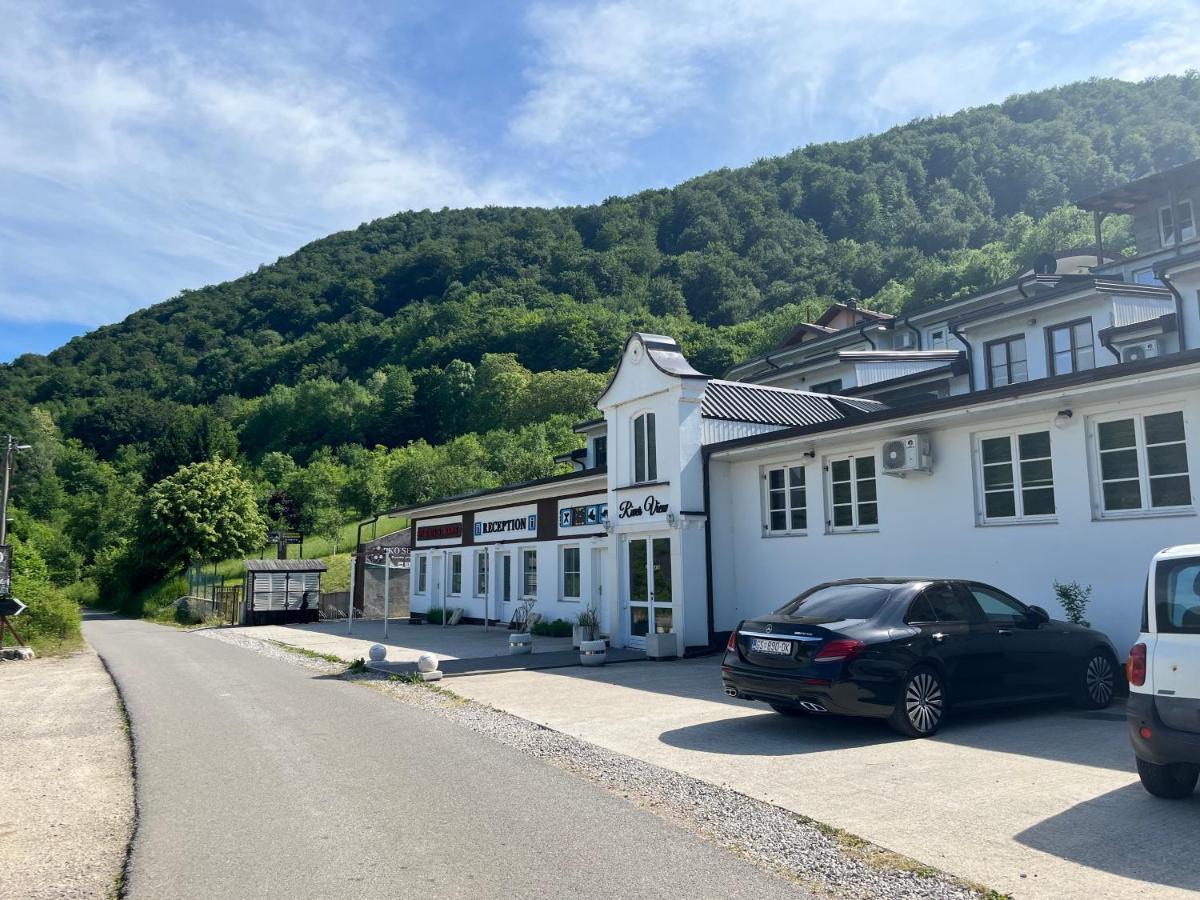 Rooms And Apartments Neron Bihac Lohovo Екстер'єр фото