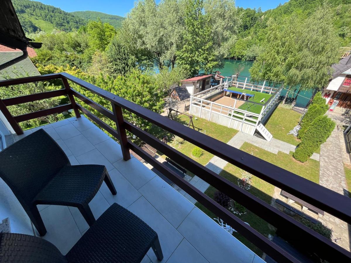Rooms And Apartments Neron Bihac Lohovo Екстер'єр фото