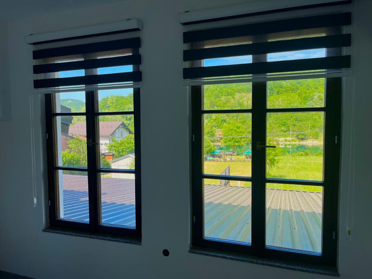 Rooms And Apartments Neron Bihac Lohovo Екстер'єр фото