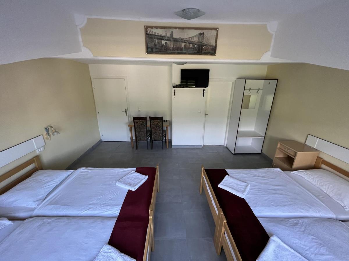 Rooms And Apartments Neron Bihac Lohovo Екстер'єр фото