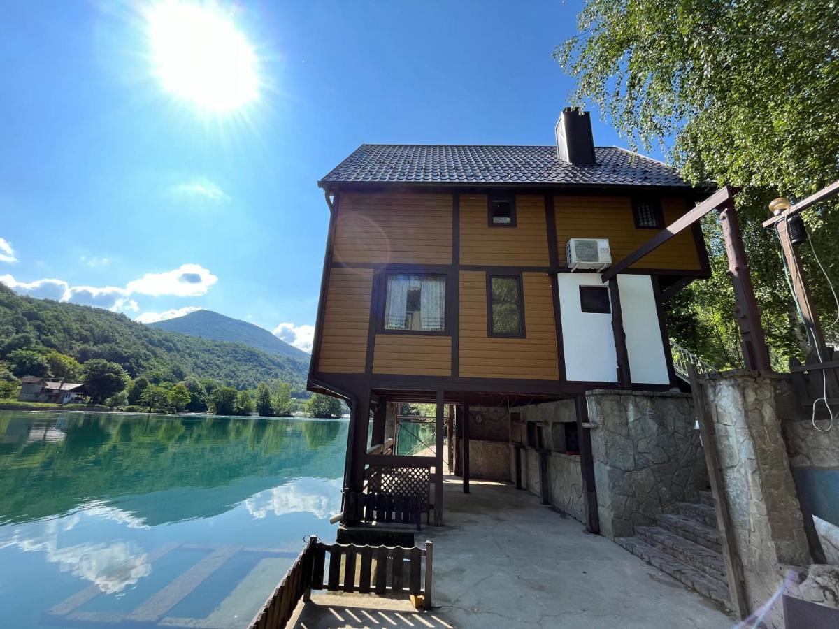 Rooms And Apartments Neron Bihac Lohovo Екстер'єр фото