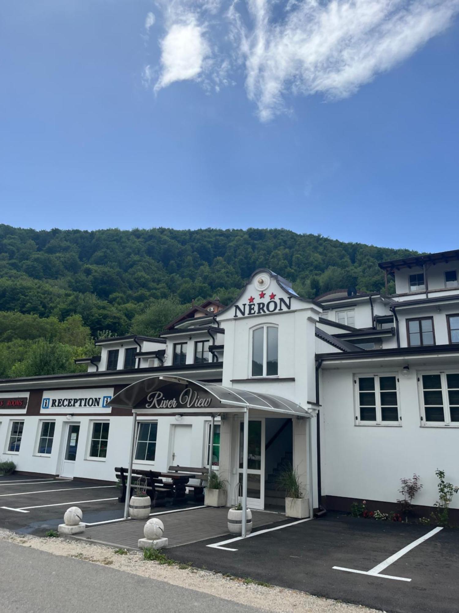 Rooms And Apartments Neron Bihac Lohovo Екстер'єр фото