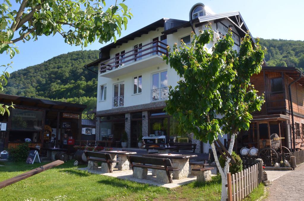 Rooms And Apartments Neron Bihac Lohovo Екстер'єр фото